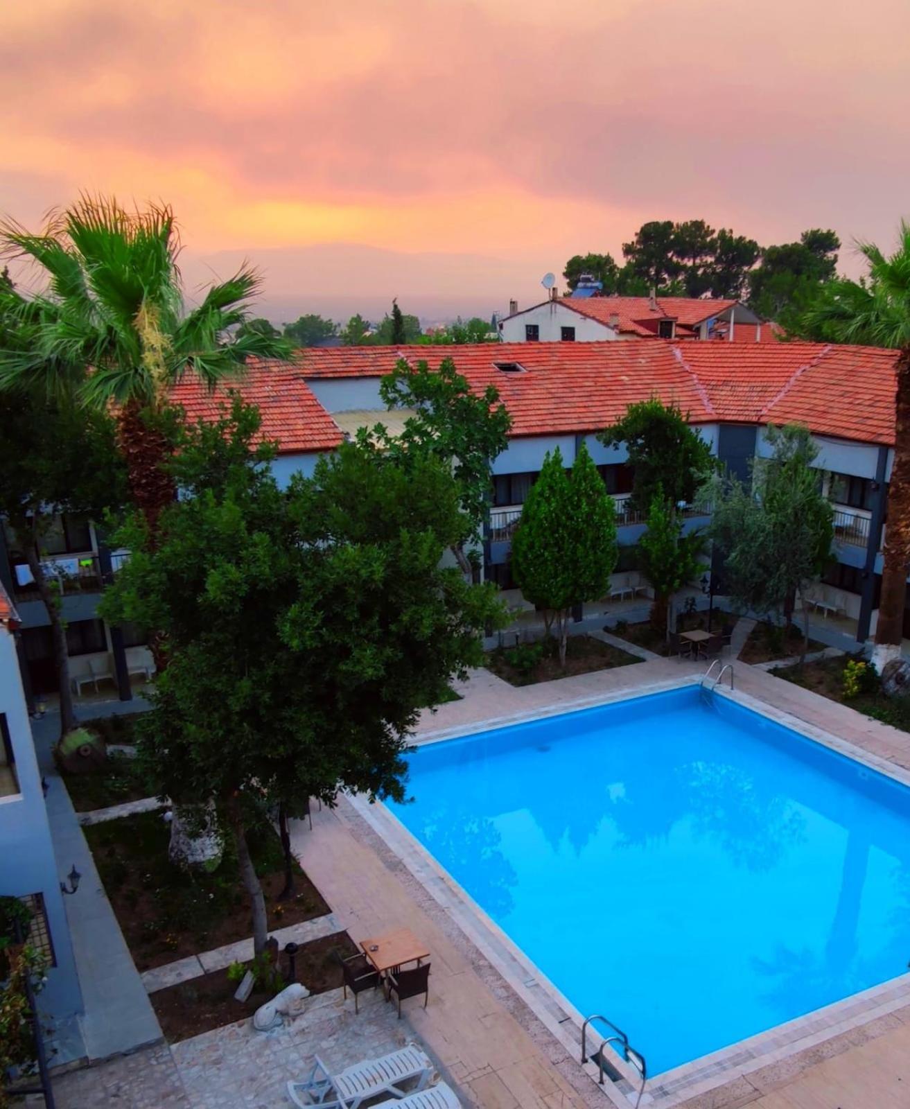 Artemis Yoeruek Otel Old Town باموكاليه المظهر الخارجي الصورة
