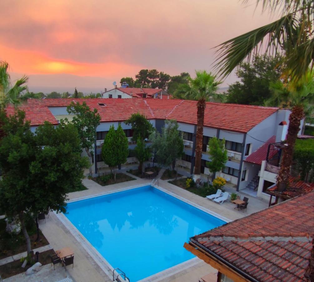 Artemis Yoeruek Otel Old Town باموكاليه المظهر الخارجي الصورة