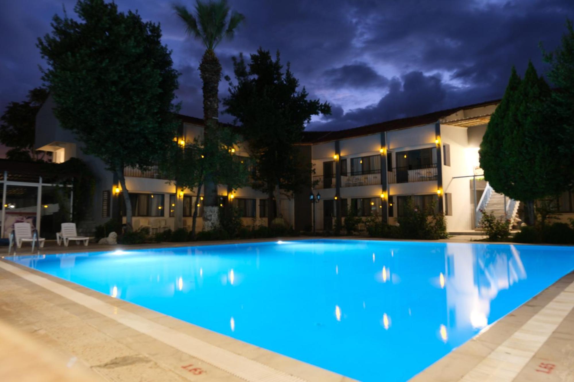 Artemis Yoeruek Otel Old Town باموكاليه المظهر الخارجي الصورة